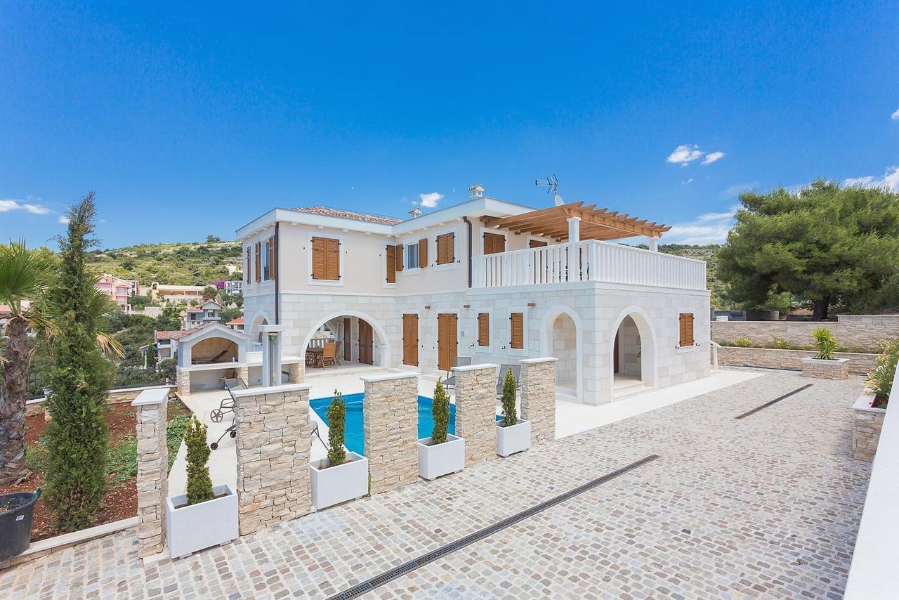 Villa Elena Sevid Exterior photo